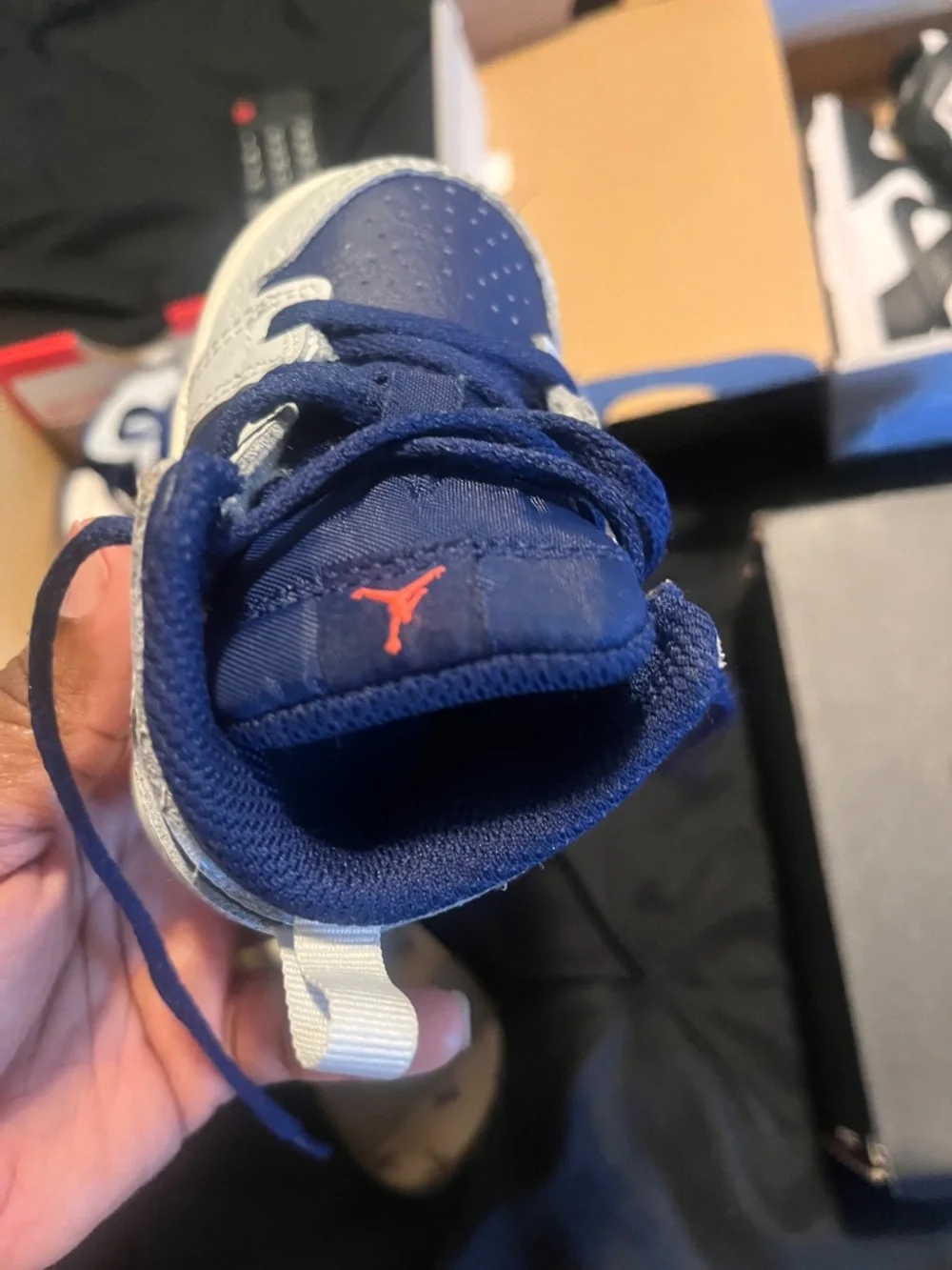 Jordan blue navy